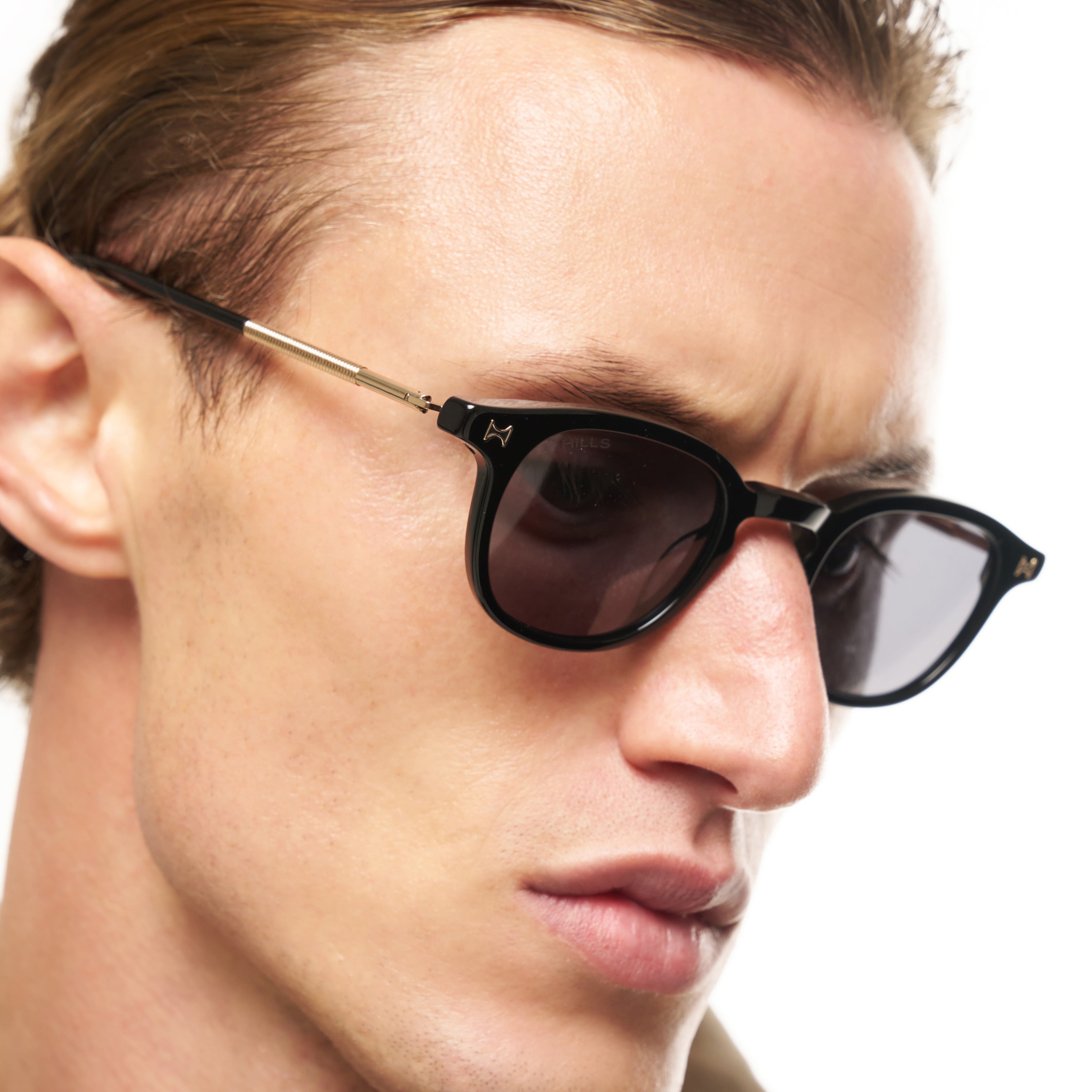 H4 Aspen Black/Black